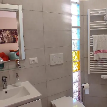 Villa Villa Lido Dei Pini 4 Persone Giardino 350Mq Wifi 3 Chilometri Dal Mare